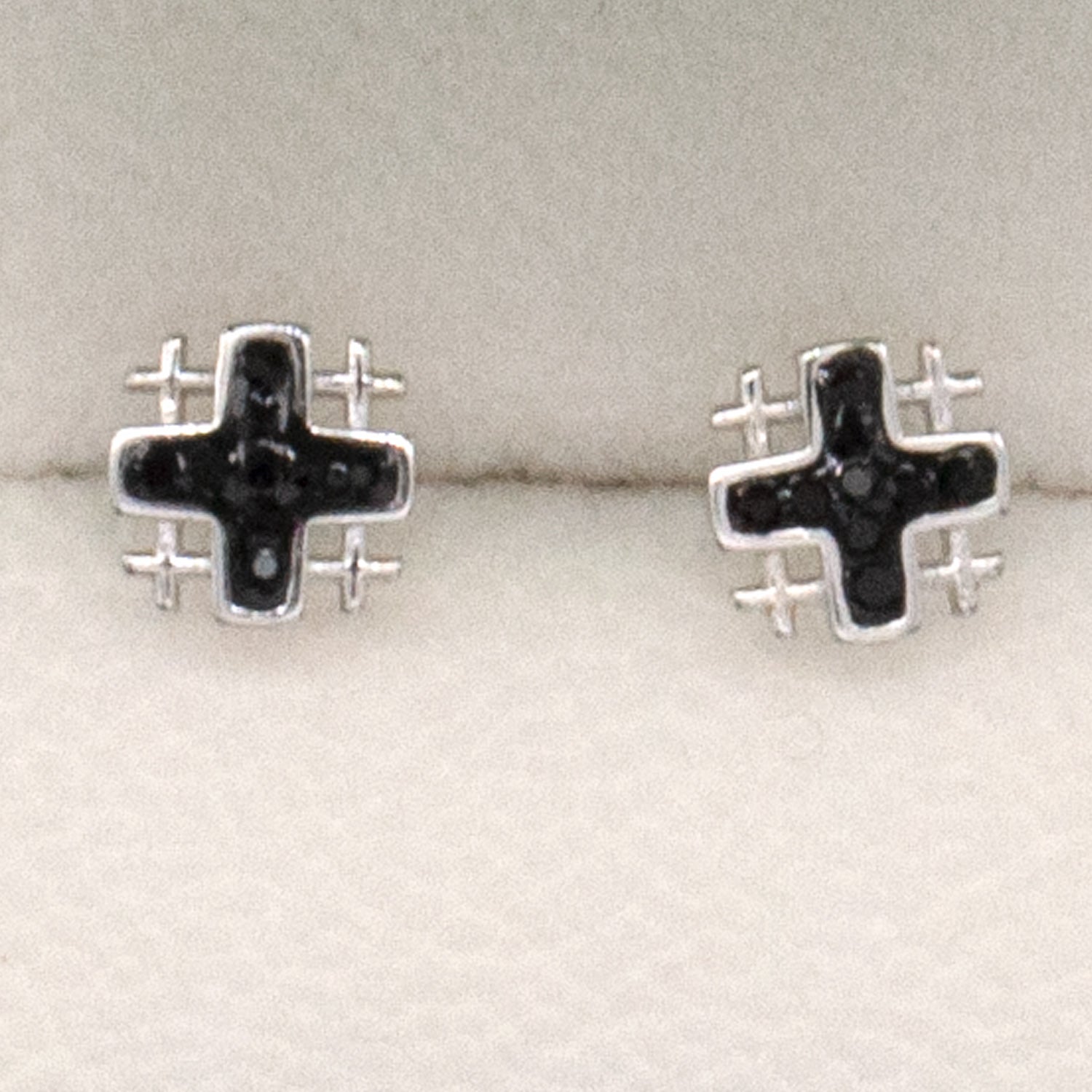 Jewdii 925 Sterling Silver Charms Earrings